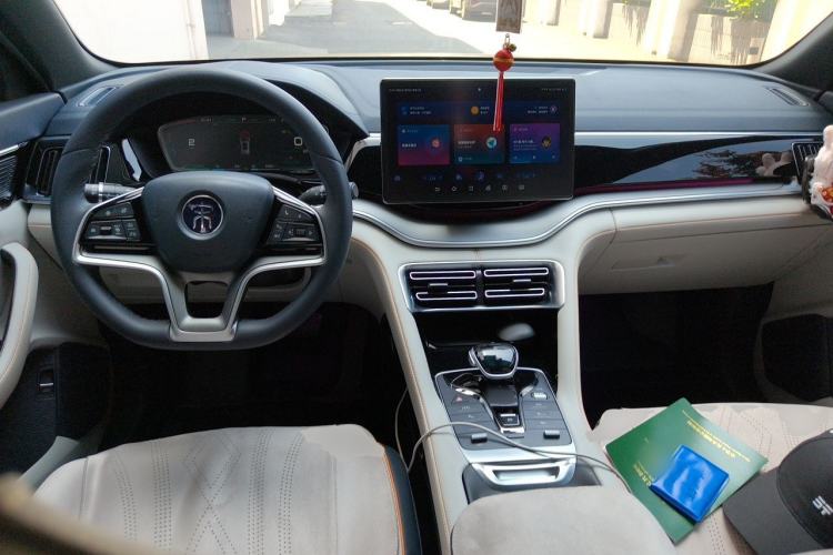 Used BYD Song PLUS New Energy 2021 DM-i 110KM Flagship PLUS Center Console