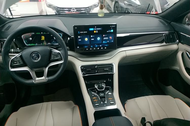 Used BYD Song PLUS New Energy 2021 DM-i 51KM Prestige Model Center Console