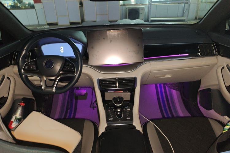 Used BYD Song PLUS New Energy 2021 DM-i 110KM Flagship PLUS 5G Edition Center Console