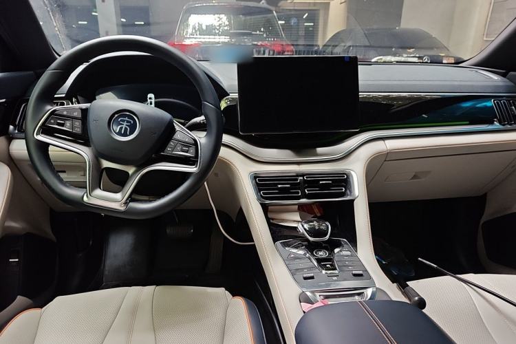 Used BYD Song PLUS New Energy 2021 DM-i 51KM Prestige Model Center Console
