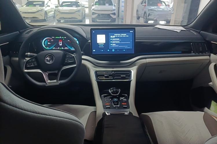 Used BYD Song PLUS New Energy 2021 DM-i 51KM Prestige Model Center Console