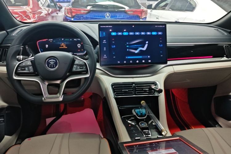 Used BYD Song PLUS New Energy 2021 DM-i 110KM Flagship PLUS Center Console