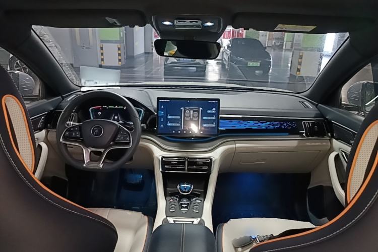 Used BYD Song PLUS New Energy 2021 EV Flagship Model Center Console
