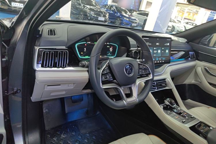 Used BYD Song PLUS New Energy 2021 DM-i 110KM Flagship PLUS Center Console