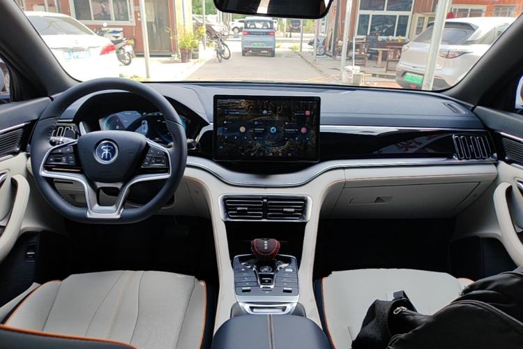 Used BYD Song PLUS New Energy 2021 DM-i 110KM Flagship PLUS Center Console