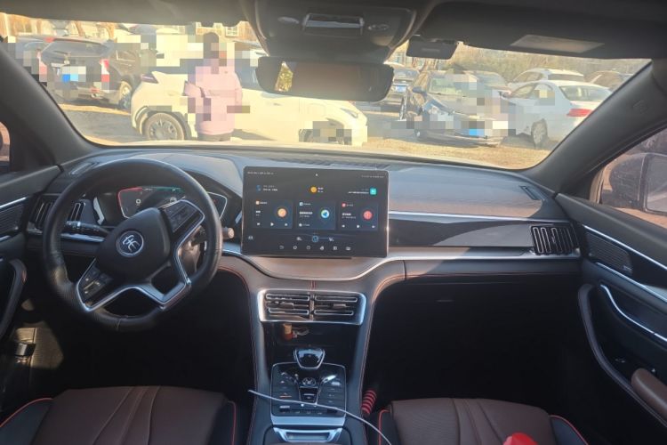 Used BYD Song PLUS New Energy 2021 DM-i 100KM Four-Wheel Drive Flagship PLUS Center Console