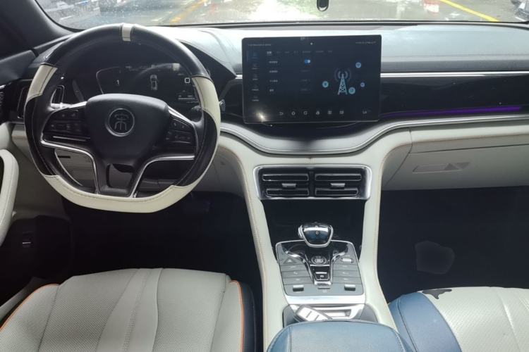 Used BYD Song PLUS New Energy 2021 DM-i 110KM Flagship PLUS Center Console