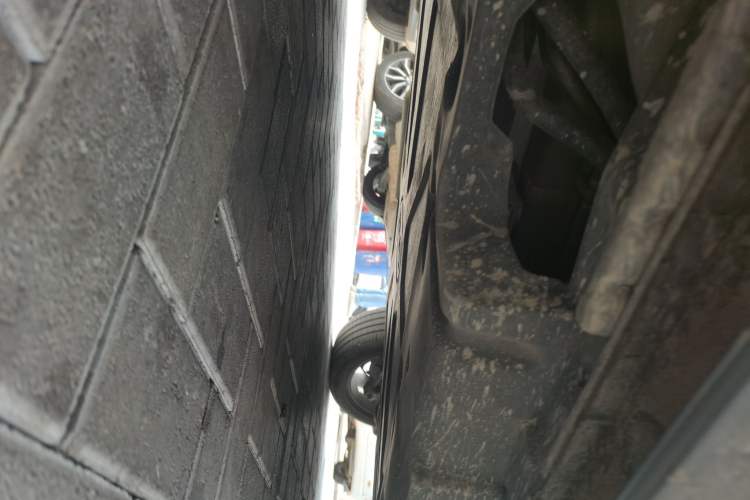 Used BYD Song PLUS New Energy 2021 DM-i 110KM Flagship PLUS Chassis Front Left