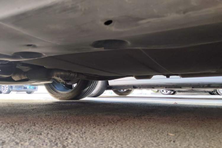 Used BYD Song PLUS New Energy 2021 DM-i 110KM Flagship Model Chassis Front Right