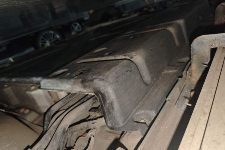 Used BYD Song PLUS New Energy 2021 DM-i 100KM Four-Wheel Drive Flagship PLUS Chassis Rear Left