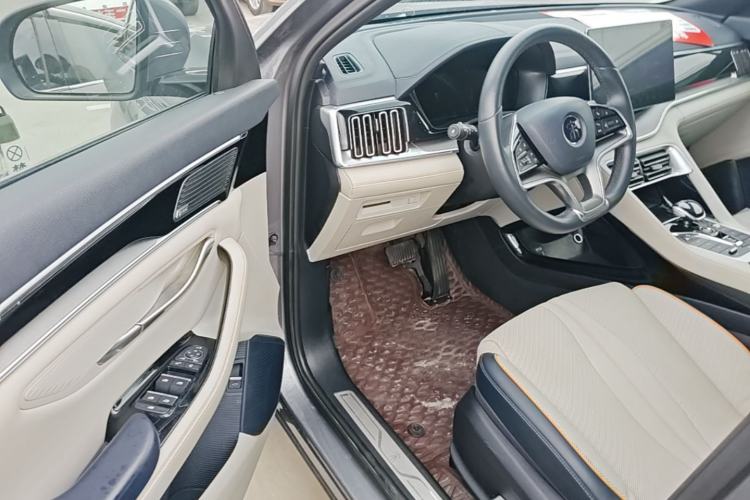 Used BYD Song PLUS New Energy 2021 DM-i 110KM Flagship PLUS Driver Seat