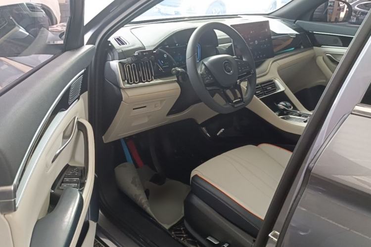 Used BYD Song PLUS New Energy 2021 DM-i 110KM Flagship Model Driver Seat