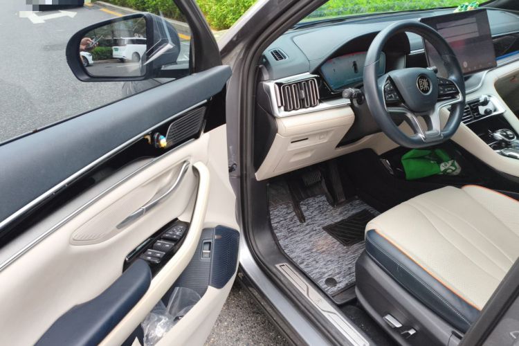 Used BYD Song PLUS New Energy 2021 DM-i 110KM Flagship PLUS 5G Edition Driver Seat