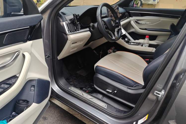 Used BYD Song PLUS New Energy 2021 DM-i 110KM Flagship PLUS Driver Seat