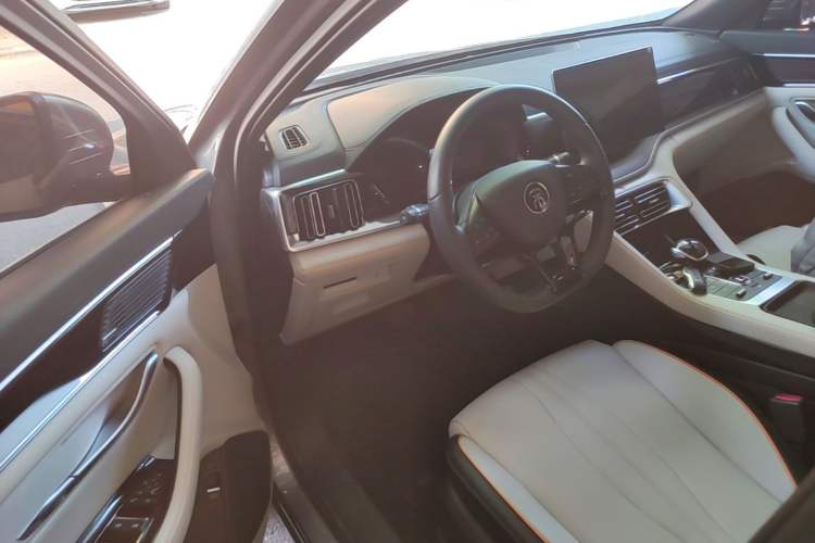 Used BYD Song PLUS New Energy 2021 DM-i 110KM Flagship Model Driver Seat