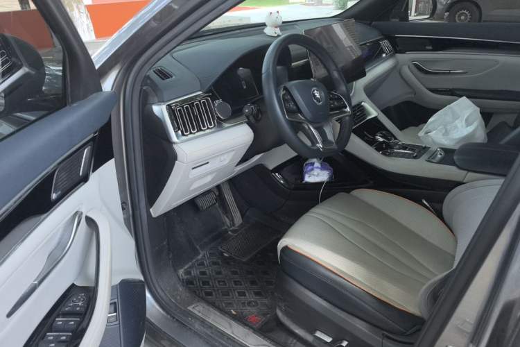 Used BYD Song PLUS New Energy 2021 EV Flagship Model Driver Seat