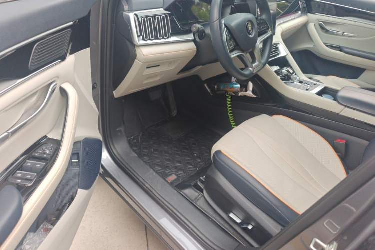 Used BYD Song PLUS New Energy 2021 DM-i 51KM Prestige Model Driver Seat