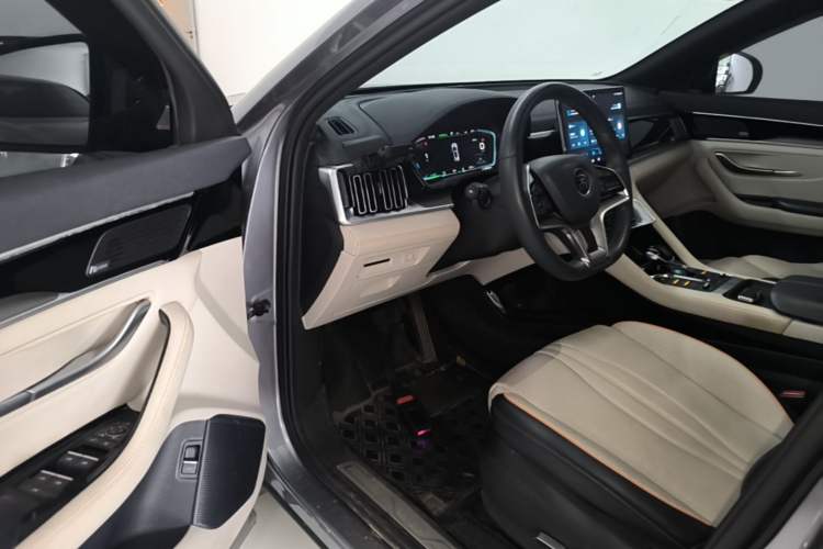 Used BYD Song PLUS New Energy 2021 DM-i 110KM Flagship PLUS Driver Seat