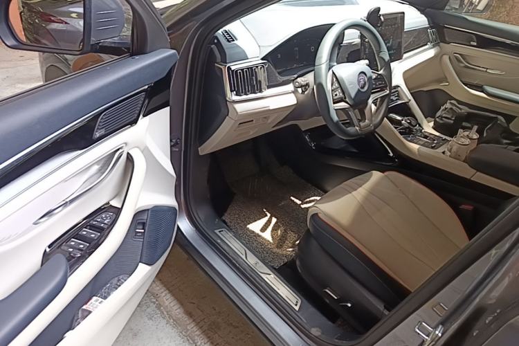 Used BYD Song PLUS New Energy 2021 DM-i 110KM Flagship PLUS Driver Seat
