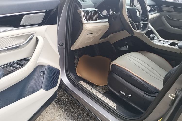 Used BYD Song PLUS New Energy 2021 DM-i 110KM Flagship PLUS Driver Seat