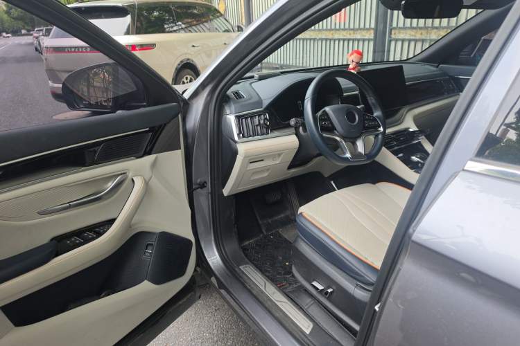 Used BYD Song PLUS New Energy 2021 DM-i 110KM Flagship PLUS Driver Seat