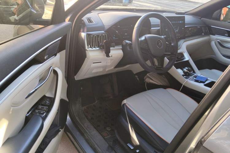 Used BYD Song PLUS New Energy 2021 DM-i 110KM Flagship Model Driver Seat