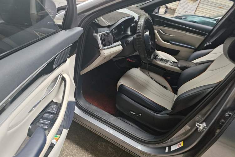 Used BYD Song PLUS New Energy 2021 DM-i 110KM Flagship Model Driver Seat