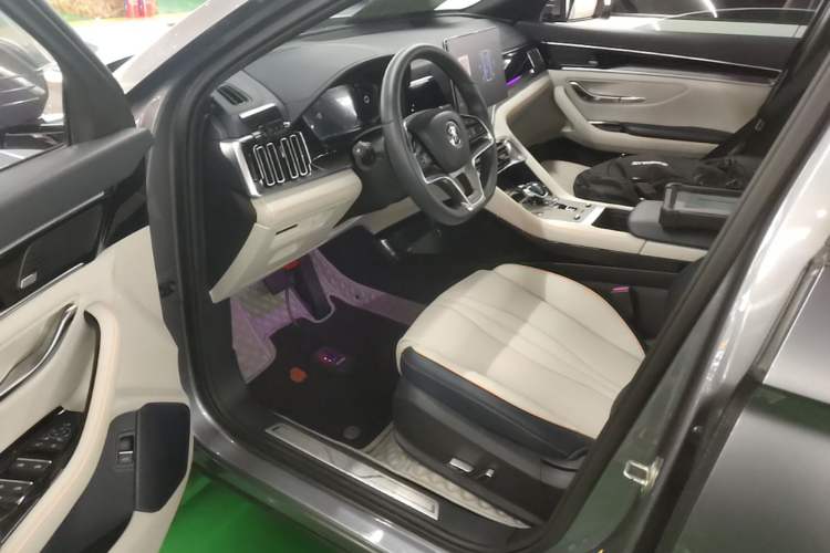 Used BYD Song PLUS New Energy 2021 DM-i 110KM Flagship PLUS Driver Seat