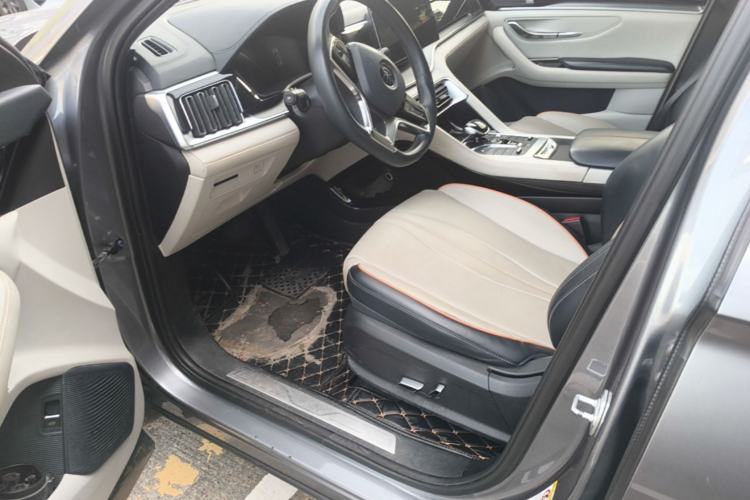Used BYD Song PLUS New Energy 2021 DM-i 110KM Flagship PLUS Driver Seat