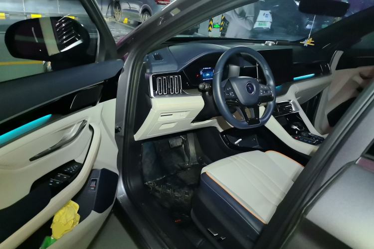 Used BYD Song PLUS New Energy 2021 DM-i 110KM Flagship Model Driver Seat