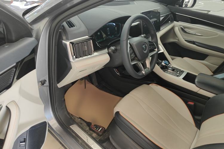 Used BYD Song PLUS New Energy 2021 DM-i 110KM Flagship PLUS Driver Seat