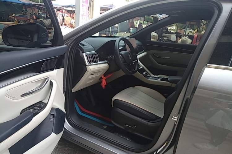 Used BYD Song PLUS New Energy 2021 DM-i 110KM Flagship Model Driver Seat