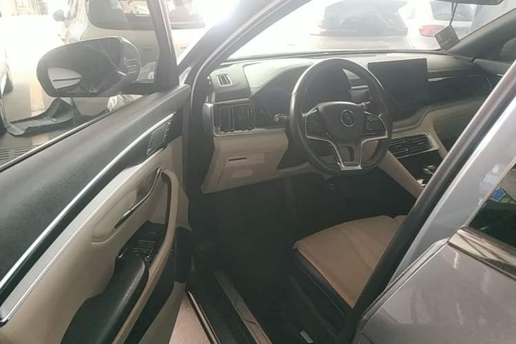 Used BYD Song PLUS New Energy 2021 EV Flagship Model Driver Seat