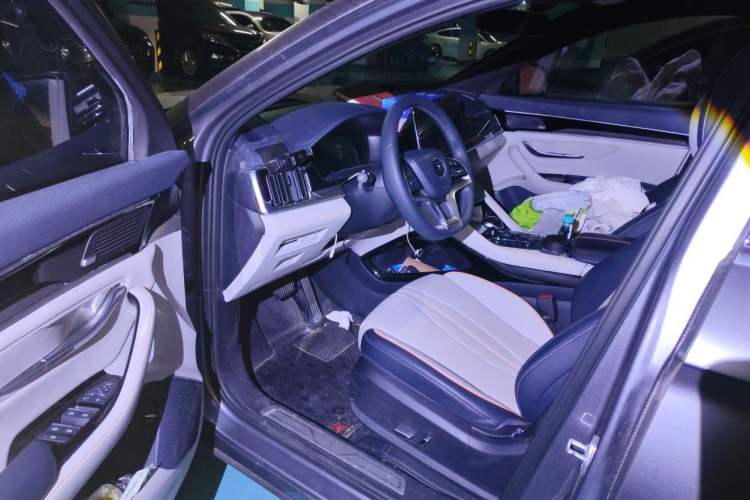 Used BYD Song PLUS New Energy 2021 DM-i 110KM Flagship PLUS Driver Seat