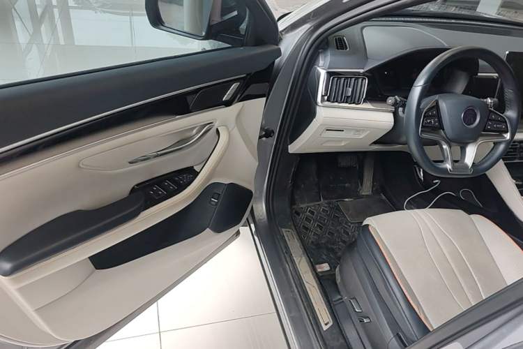 Used BYD Song PLUS New Energy 2021 EV Flagship Model Driver Seat