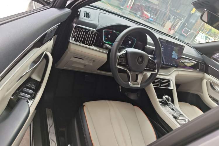 Used BYD Song PLUS New Energy 2021 DM-i 110KM Flagship PLUS Driver Seat