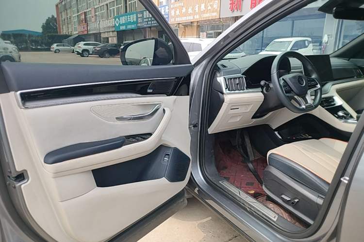 Used BYD Song PLUS New Energy 2021 DM-i 110KM Flagship PLUS Driver Seat