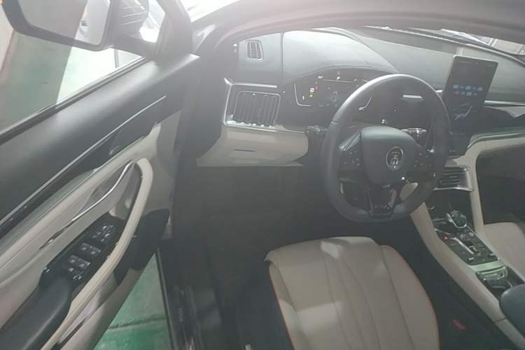 Used BYD Song PLUS New Energy 2021 DM-i 110KM Flagship Model Driver Seat