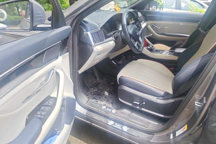 Used BYD Song PLUS New Energy 2021 DM-i 51KM Prestige Model Driver Seat