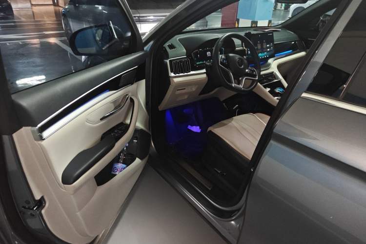 Used BYD Song PLUS New Energy 2021 DM-i 110KM Flagship PLUS Driver Seat