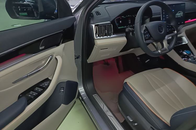 Used BYD Song PLUS New Energy 2021 DM-i 110KM Flagship PLUS Driver Seat