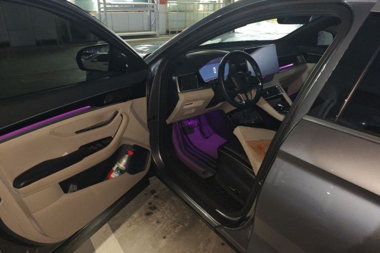 Used BYD Song PLUS New Energy 2021 DM-i 110KM Flagship PLUS 5G Edition Driver Seat