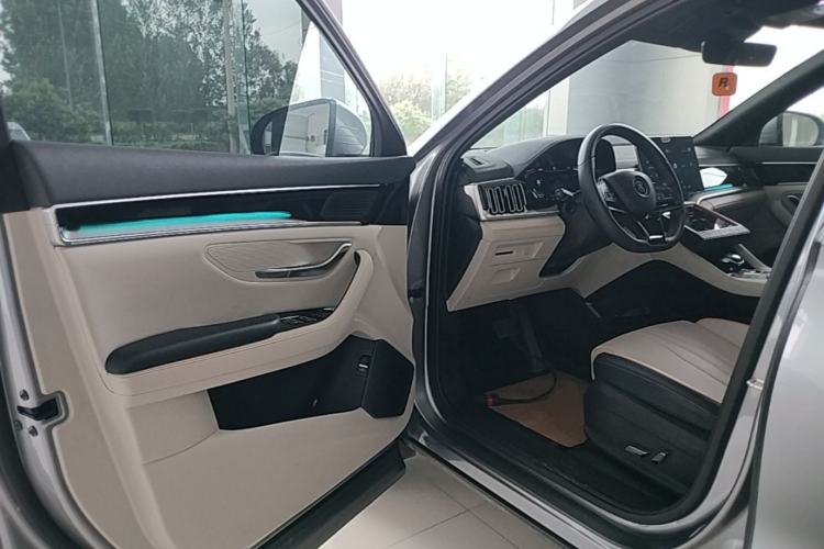 Used BYD Song PLUS New Energy 2021 DM-i 110KM Flagship Model Driver Seat
