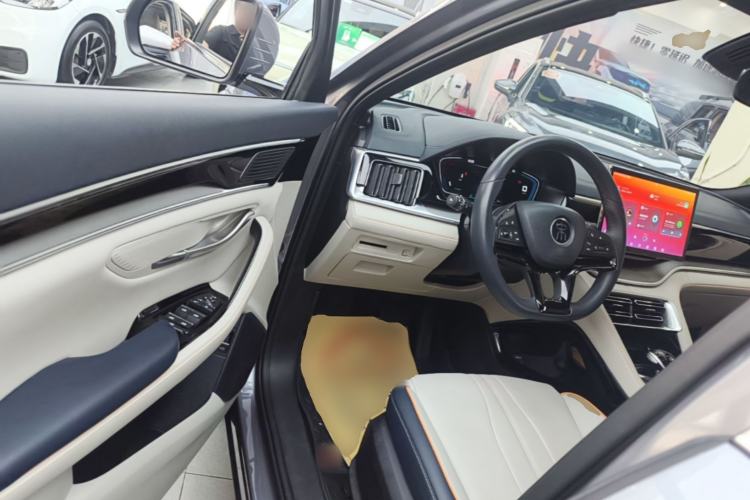 Used BYD Song PLUS New Energy 2021 DM-i 110KM Flagship Model Driver Seat