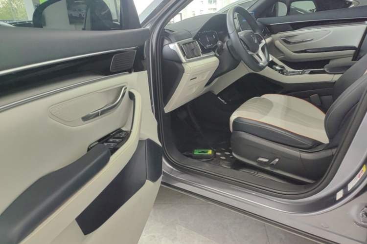 Used BYD Song PLUS New Energy 2021 EV Deluxe Model Driver Seat
