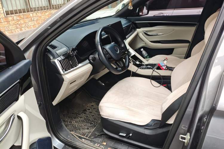 Used BYD Song PLUS New Energy 2021 DM-i 110KM Flagship Model Driver Seat