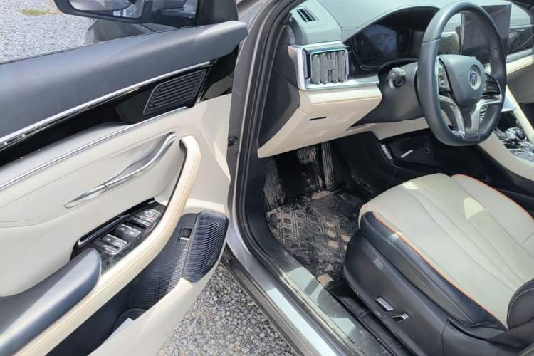 Used BYD Song PLUS New Energy 2021 DM-i 51KM Prestige Model Driver Seat