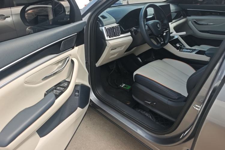 Used BYD Song PLUS New Energy 2021 DM-i 110KM Flagship Model Driver Seat