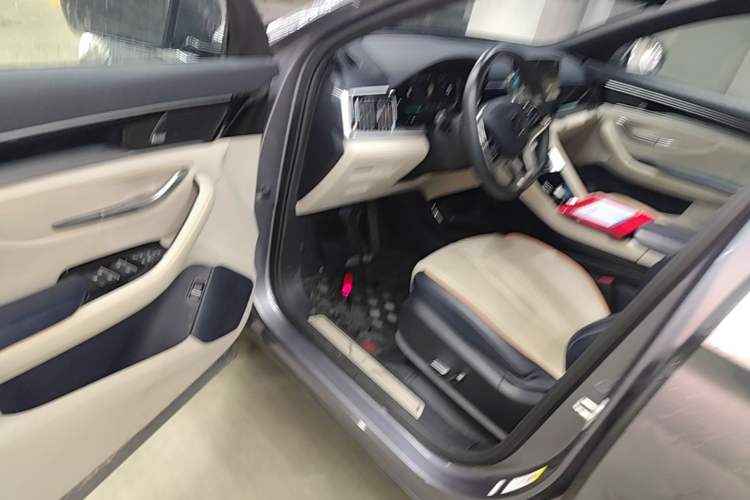 Used BYD Song PLUS New Energy 2021 DM-i 110KM Flagship PLUS Driver Seat