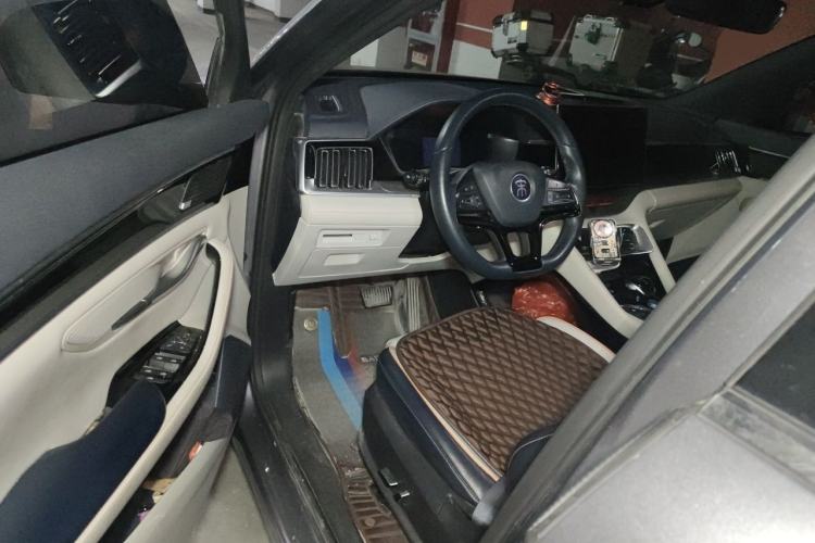 Used BYD Song PLUS New Energy 2021 DM-i 110KM Flagship Model Driver Seat